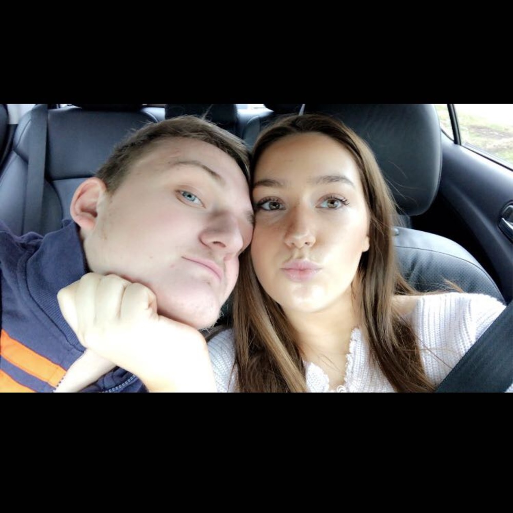 Meet your Posher, Alex